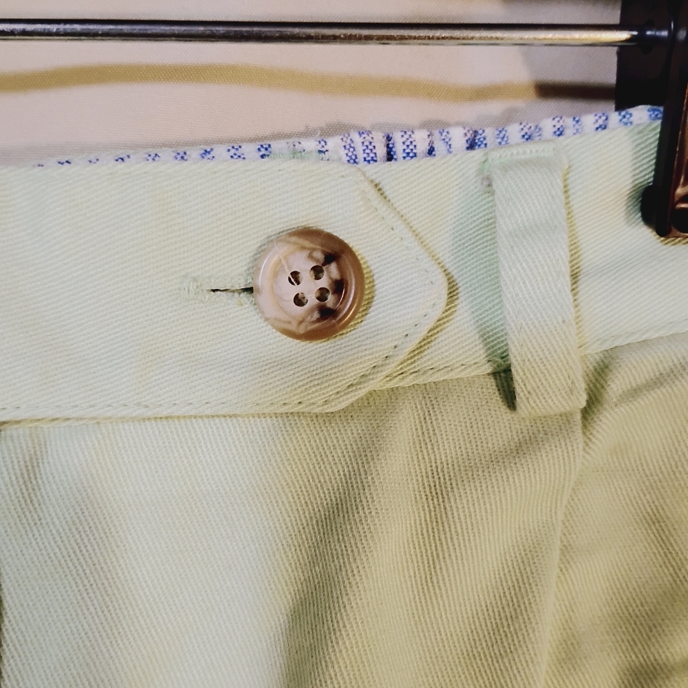 Talbots Light Green Women's Shorts - Picture 5 of 8